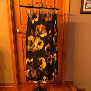 T Tahari Black Floral Midi Skirt
